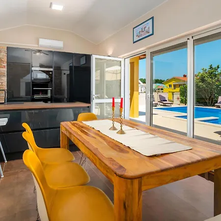 Cozy In With Wifi Appartement Labin (Istria)
