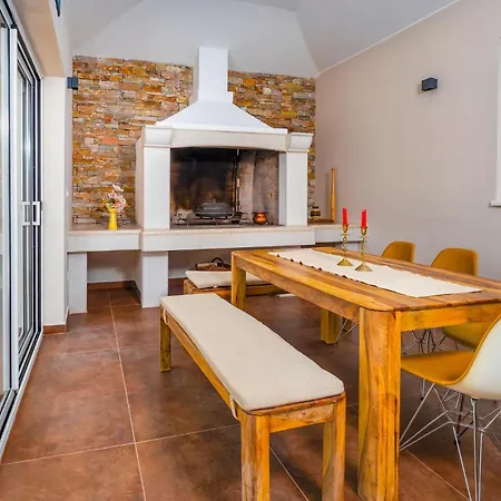 Cozy In Labin With Wifi Apartment *