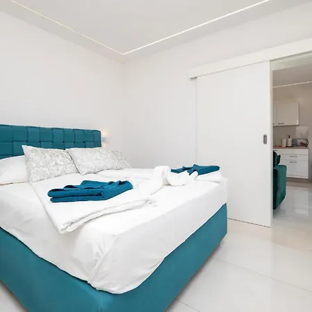 Cozy In With Wifi Apartman Labin