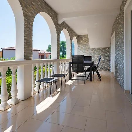 Cozy In With Wifi Labin (Istria)
